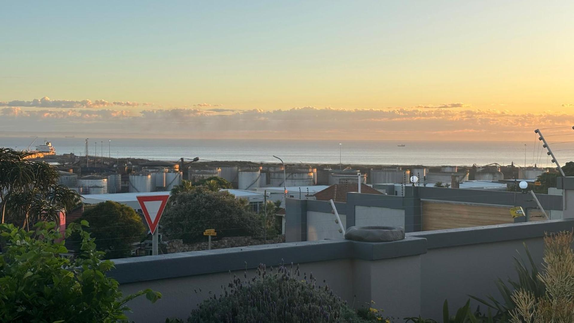 Bed and Breakfast Sir Roys At The Sea Port Elizabeth Exterior foto