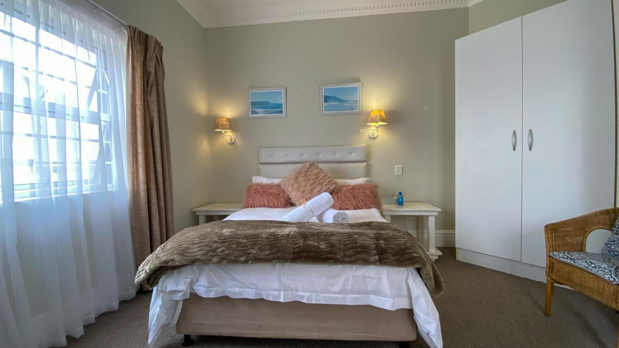 Bed and Breakfast Sir Roys At The Sea Port Elizabeth Exterior foto